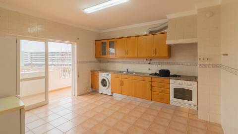 Apartamento T2 com Varanda e Vista para a Ria, Lagos