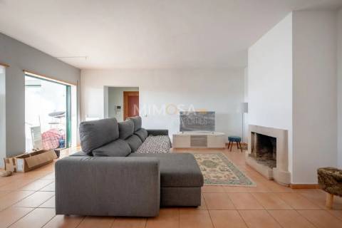 Apartamento T3 virado a Sul junto no centro de Lagos