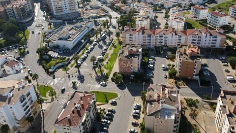 Apartamento T3 virado a Sul junto no centro de Lagos