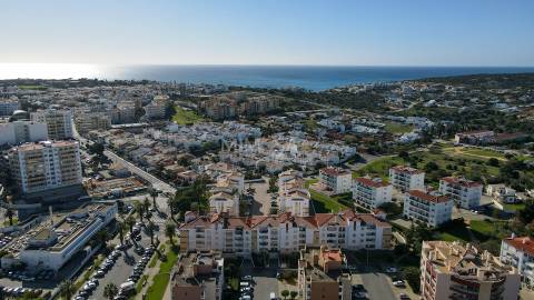 Apartamento T3 virado a Sul junto no centro de Lagos
