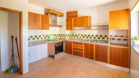 Apartamento T3 virado a Sul junto no centro de Lagos