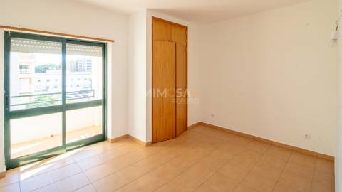 Apartamento T3 virado a Sul junto no centro de Lagos