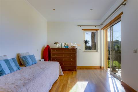 Moradia T3 com Piscina e Vista Mar na Praia da Luz, Lagos