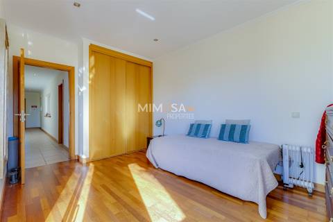 Moradia T3 com Piscina e Vista Mar na Praia da Luz, Lagos