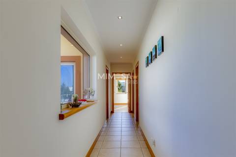 Moradia T3 com Piscina e Vista Mar na Praia da Luz, Lagos