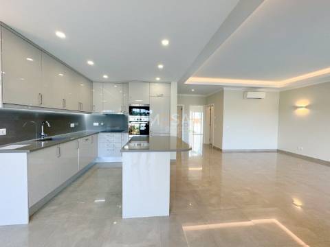 Apartamento T2 no prestigiado Boavista Golf & Spa Resort, em Lagos