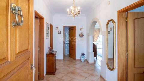 Moradia T3 Exclusiva com piscina a 2 min da Meia Praia – Lagos