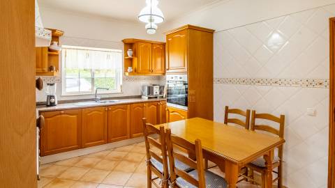 Moradia T3 Exclusiva com piscina a 2 min da Meia Praia – Lagos