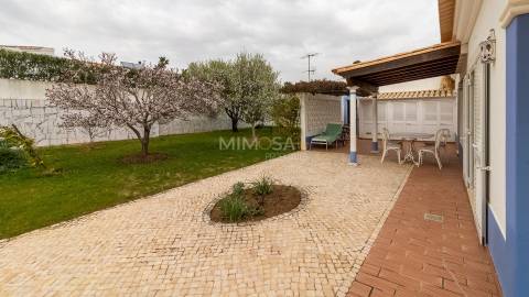 Moradia T3 Exclusiva com piscina a 2 min da Meia Praia – Lagos