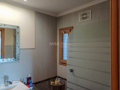 Apartamento T2 com Vista Mar a 5 Minutos da Praia, Burgau