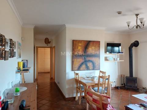 Apartamento T2 com Vista Mar a 5 Minutos da Praia, Burgau