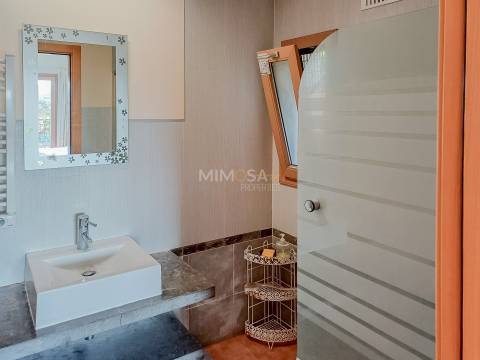 Apartamento T2 com Vista Mar a 5 Minutos da Praia, Burgau