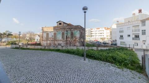 Excelente oportunidade – Restaurante totalmente equipado em Lagos