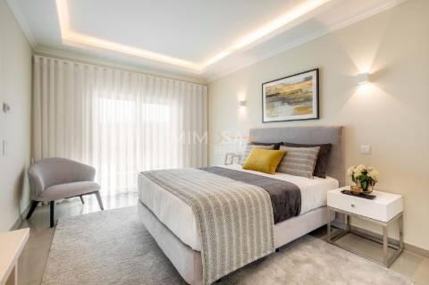 Apartamento T2 de Luxo com Vista Mar – Bayview Village