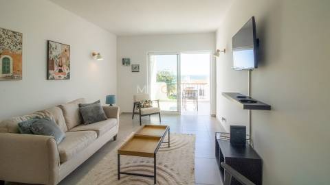 T2 Duplex Renovado com Vista Mar | 100m da Praia da Luz