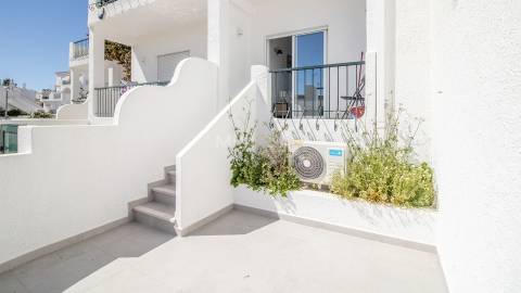 T2 Duplex Renovado com Vista Mar | 100m da Praia da Luz