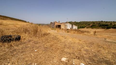 Quinta com Moradia e Terrenos de 12ha – Colinas Verdes, Lagos