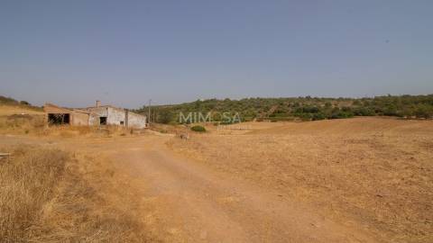 Quinta com Moradia e Terrenos de 12ha – Colinas Verdes, Lagos