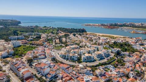 Moradias para Reabilitar no centro de Ferragudo - Projeto Aprovado