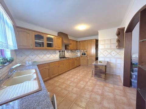 Moradia T4 Premium com 195 m² de área útil em Lagos, Algarve