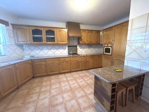 Moradia T4 Premium com 195 m² de área útil em Lagos, Algarve