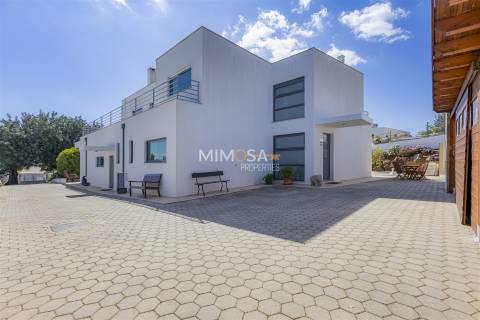 Moradia T5 de Luxo em Monte Canelas, Portimão