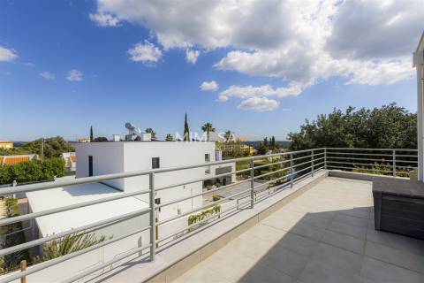 Moradia T5 de Luxo em Monte Canelas, Portimão