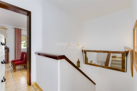 Moradia T3 com Jardim Privado em Localização Central de Lagos