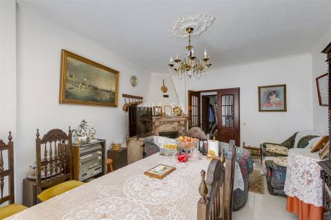 Moradia T4 com Garagem em Espiche, Praia da Luz, Lagos