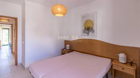 Apartamento T2 arrendamento anual Meia Praia