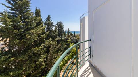 Apartamento T2 arrendamento anual Meia Praia