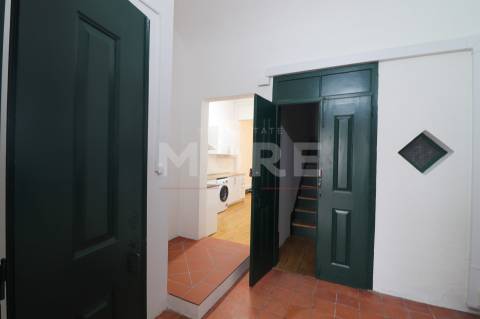 Prédio localizado no Centro Historico de Évora