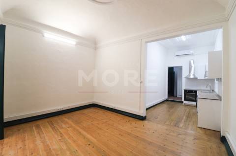 Prédio localizado no Centro Historico de Évora