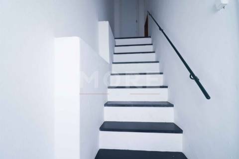 Moradia Unifamiliar T2 - Centro Histórico - Évora