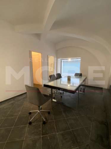 Loja em Condomínio - Évora/Centro Histórico