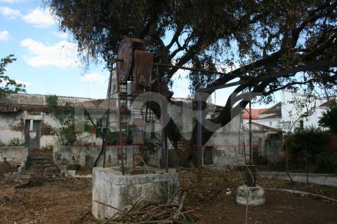 Palácio no Centro de Vila Viçosa