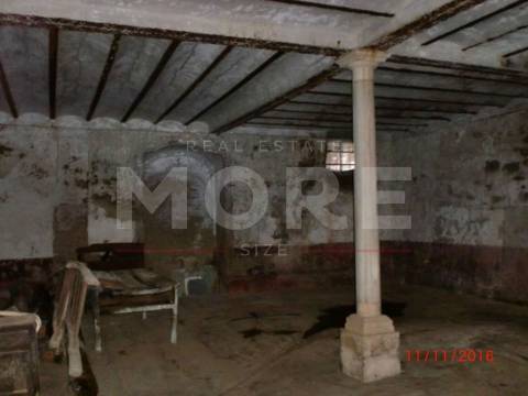 Palácio no Centro de Vila Viçosa