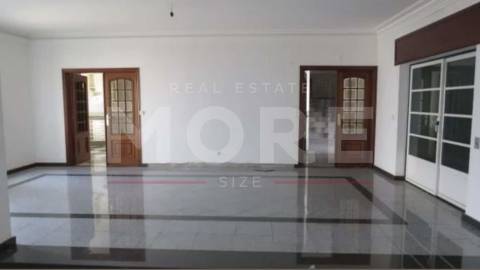 Moradia Unifamiliar T4 - Elvas