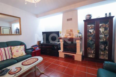 Moradia com Piscina na Serra da Lousã