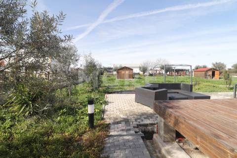 Moradia em Madeira - Arraiolos - Vimieiro