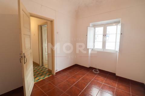 Moradia T2 com Terraço no Centro da Cidade Évora