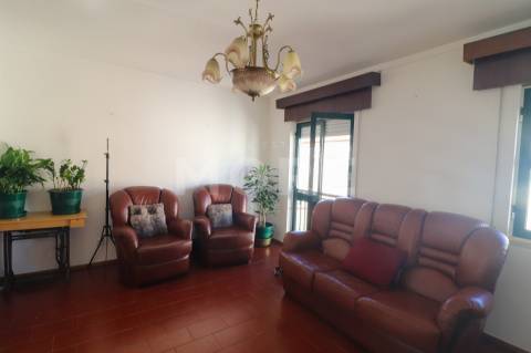 Apartamento T3 - Redondo