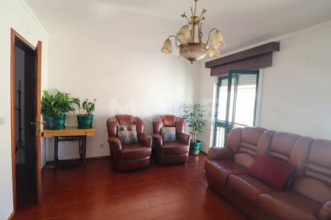 Apartamento T3 - Redondo