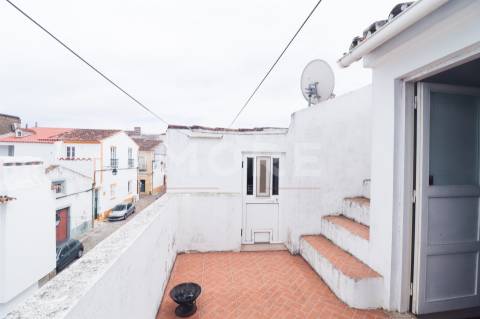 Moradia T4 - Centro Histórico de Évora
