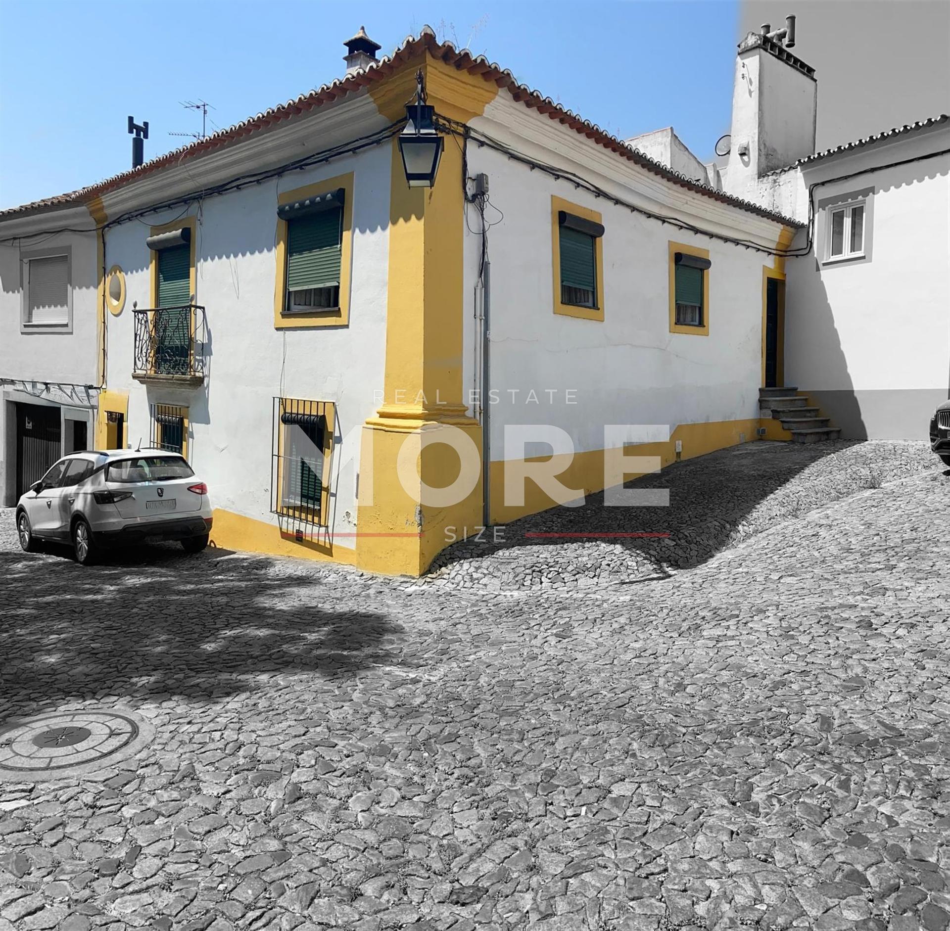 Casa Senhorial, localizada no coração de Évora