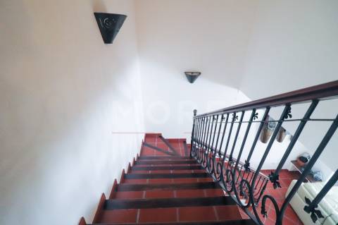 Moradia Unifamiliar T4 com Quintal e Garagem no Centro das Alcáçovas