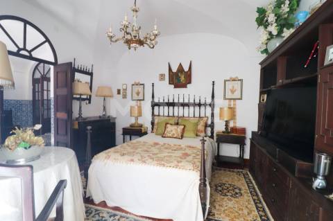 Moradia T10  Quintal - Centro de Redondo