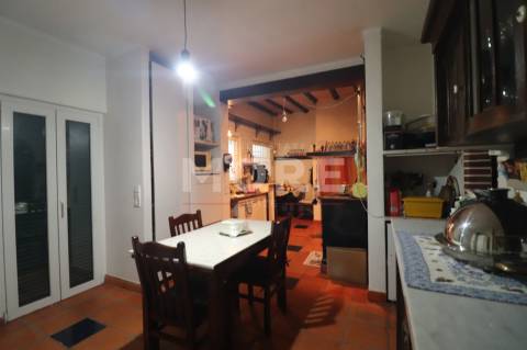 Quinta a 5 km de Évora - Potencial e Tradição!