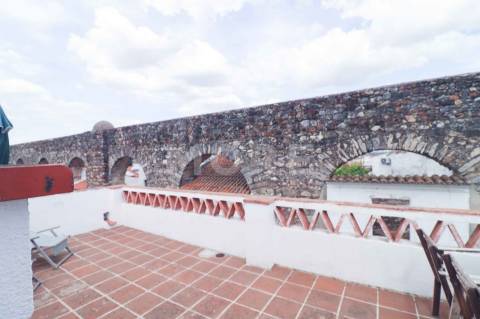 Moradia T2 com terraço no Centro Histórico de Évora