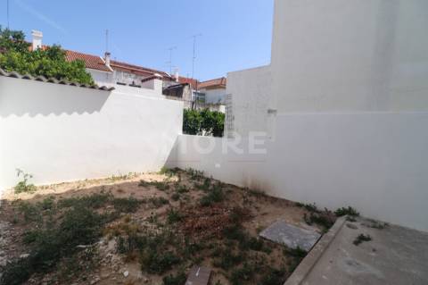 Moradia T3 com quintal - Évora - Senhora da Saúde